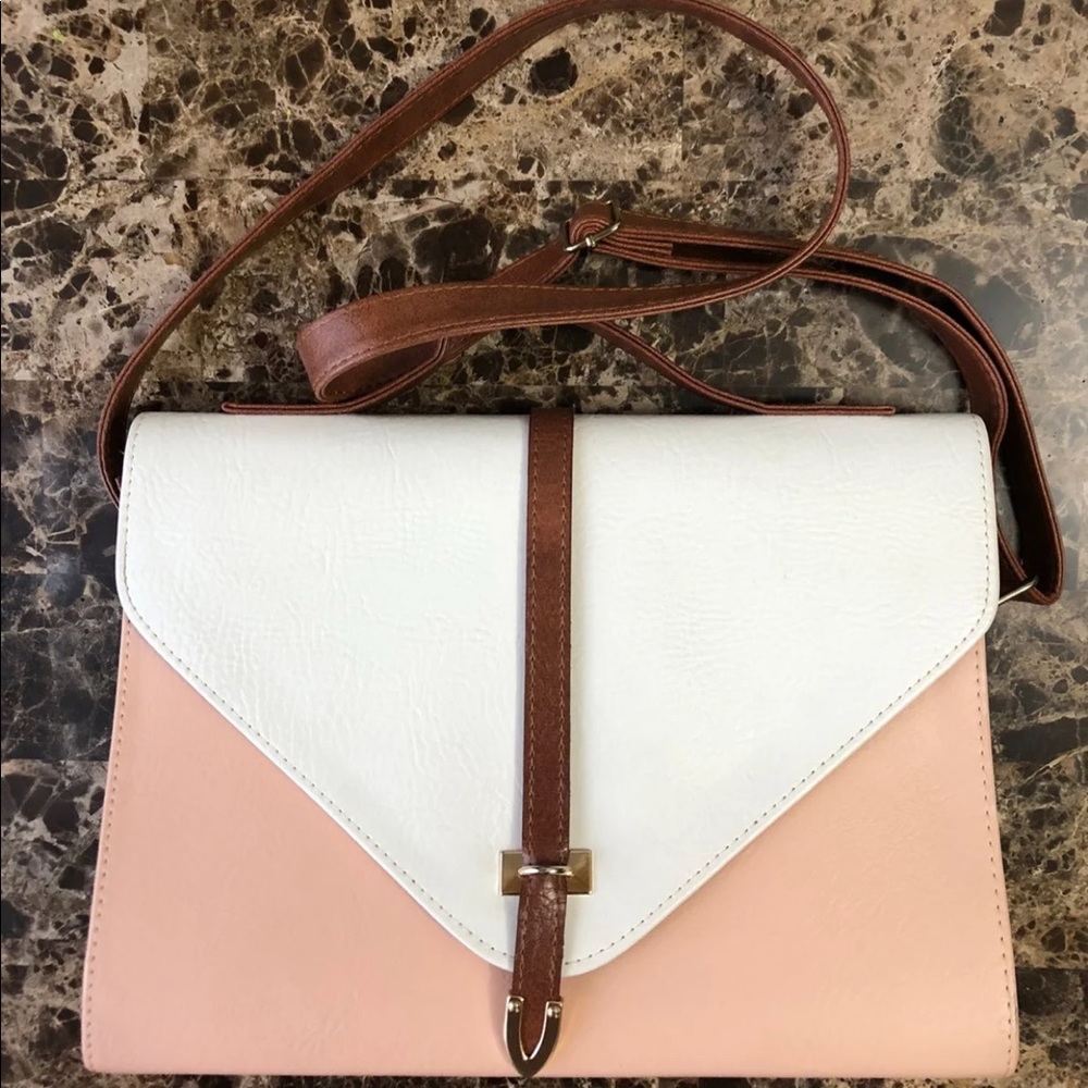pink & white two-toned enevelope bag